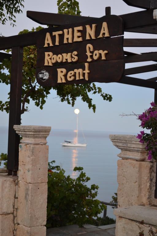 Athena Rooms Zákros Exterior foto